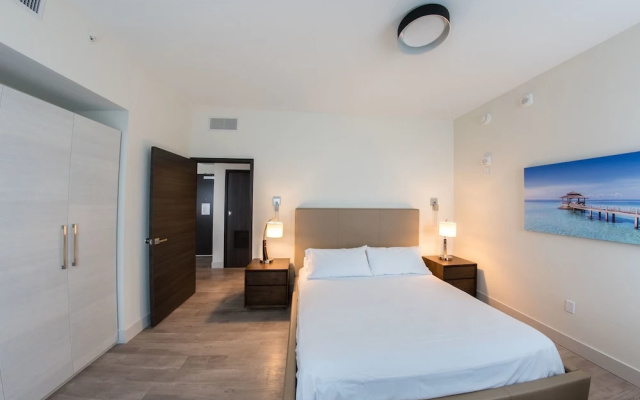 photo 3 of CH Deluxe Apartments by MDR