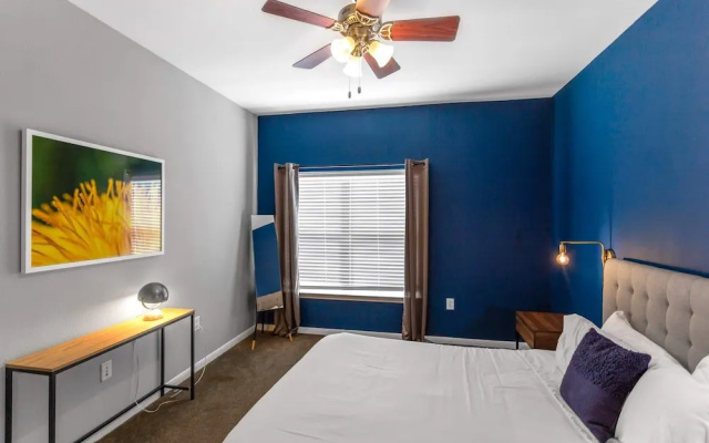 photo 3 of Charming 1BD in Trendy West End Neighborhood
