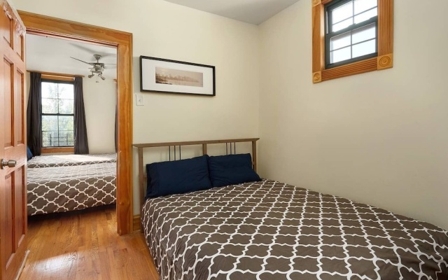 photo 2 of Charming 2 Br Apartment 15 Mins To Nyc
