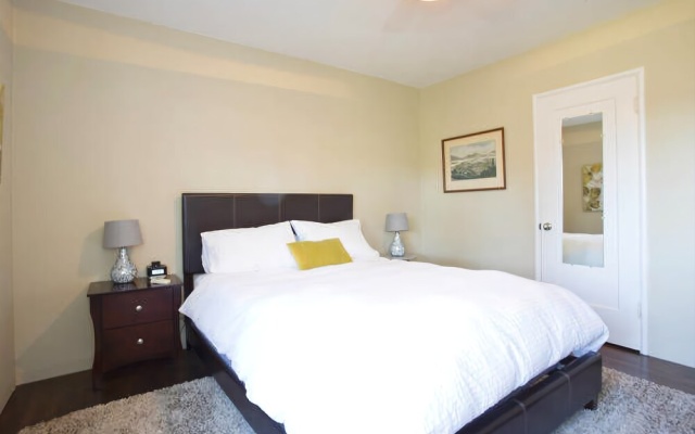 photo 5 of Charming Bay View Montclair - 3 Br Home