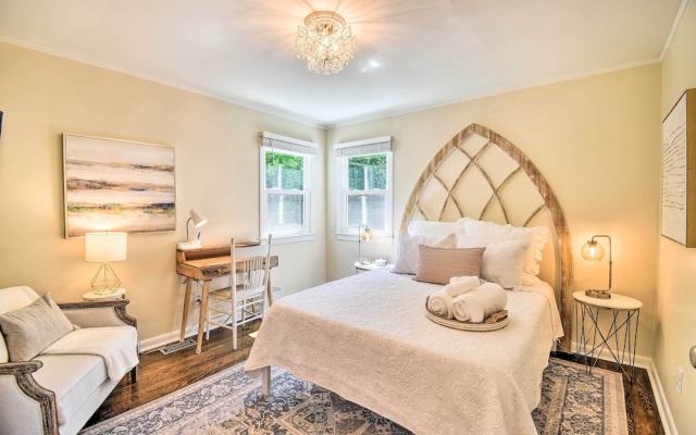 photo 2 of Charming Hampton Home w/ Yard: 2 Mi to Beach!