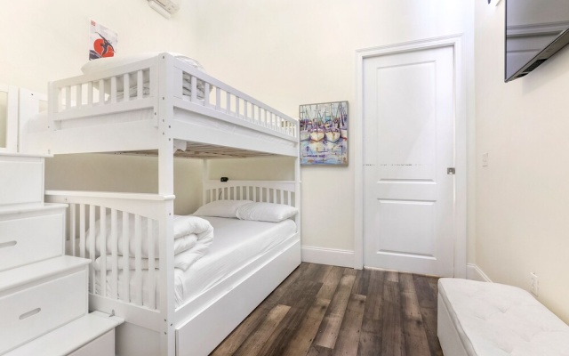 photo 5 of Charming New Orleans Townhouse Near All City Hot Spots