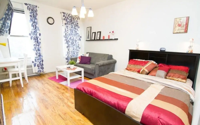 photo 5 of Charming Studio on Gramercy