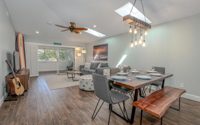 photo 4 of Charming Surf Bungalow Just 30 Seconds to the Beach!