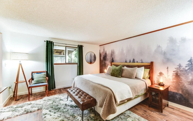 photo 4 of Charming Union Home w/ Deck ~ 2 Mi to Hood Canal!
