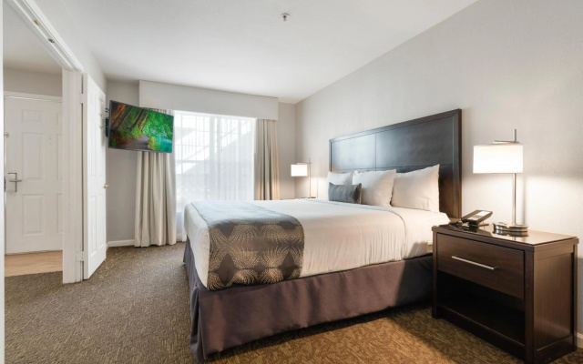 photo 4 of Chase Suites Hotel Brea-Fullerton