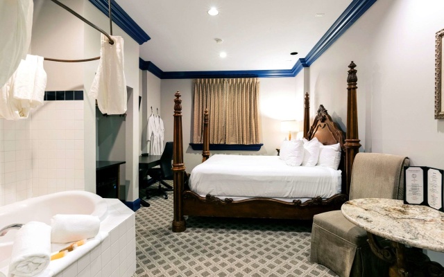 photo 3 of Chateau Avalon Hotel & Spa