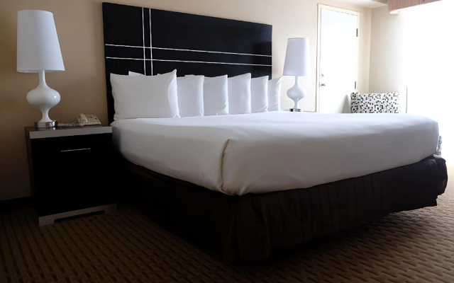 photo 4 of Chateau Resort & Conference Center