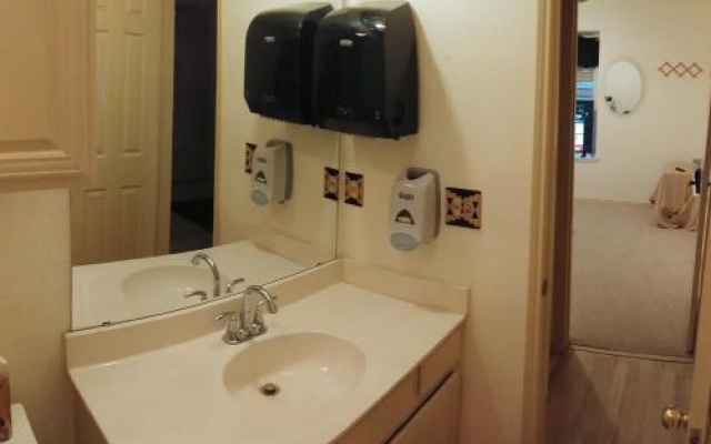 photo 3 of Cheap Private Room In a House