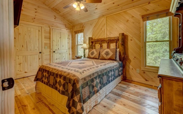 photo 5 of Cherokee Vista by Escape to Blue Ridge