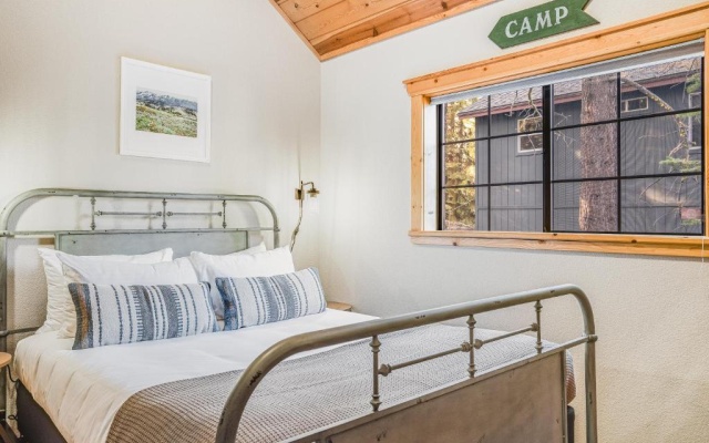 photo 2 of Cherrywood Gorgeous Cottage Surrounded by Pine Trees w/ Hot Tub