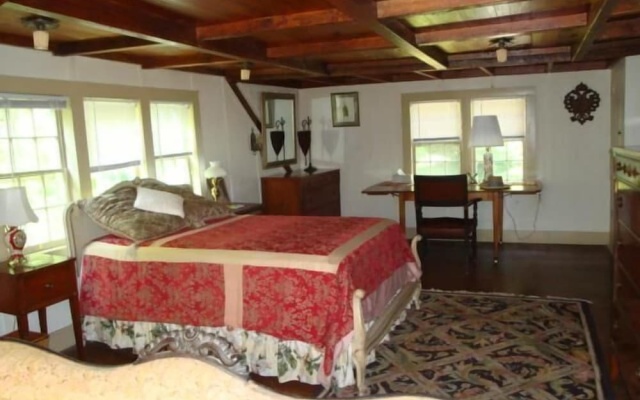 photo 2 of Chestnut Lodge