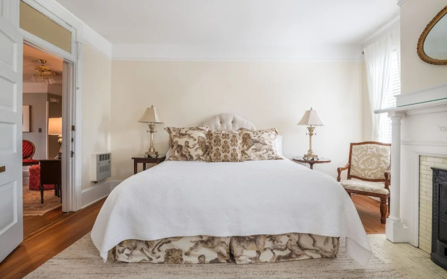 photo 3 of Chestnut Street Inn B&B