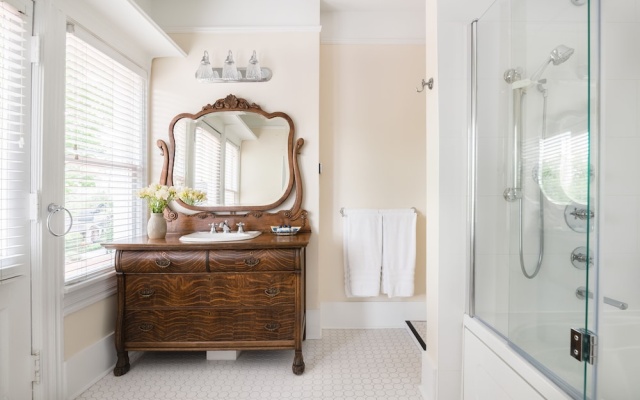 photo 4 of Chestnut Street Inn B&B