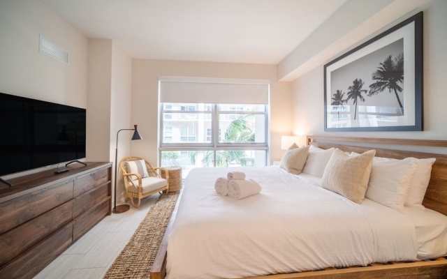 photo 2 of Chic Apartments In The Heart Of Dadeland