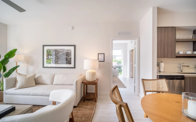 photo 3 of Chic Apartments In The Heart Of Dadeland