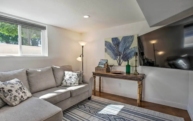 photo 3 of 4 Mi to Coors Field: Charming Apartment w/ Patio