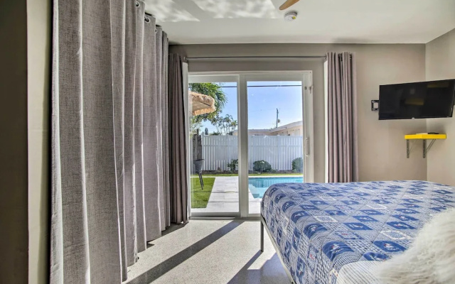 photo 4 of 1 Mi to Deerfield Beach: Stylish Studio w/ Pool!
