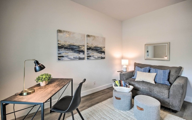 photo 3 of Chic Houston Home w/ Game Room ~ 8 Mi to Dtwn