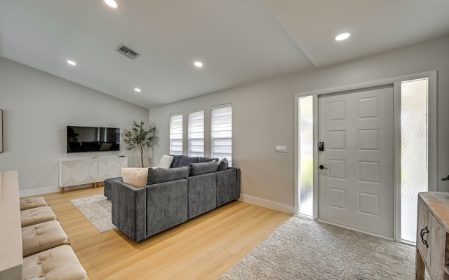 photo 4 of Chic Naples Home w/ Pool & Hot Tub, 4 Mi to Beach!