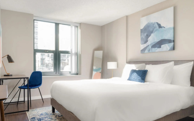 photo 2 of Chicago | Adorable Studio River North Apartment