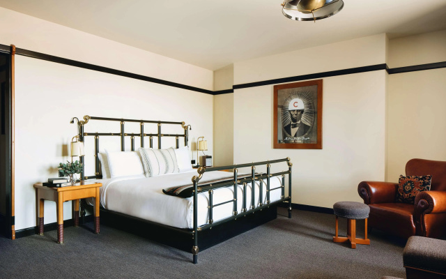 photo 4 of Chicago Athletic Association, a Hyatt Hotel