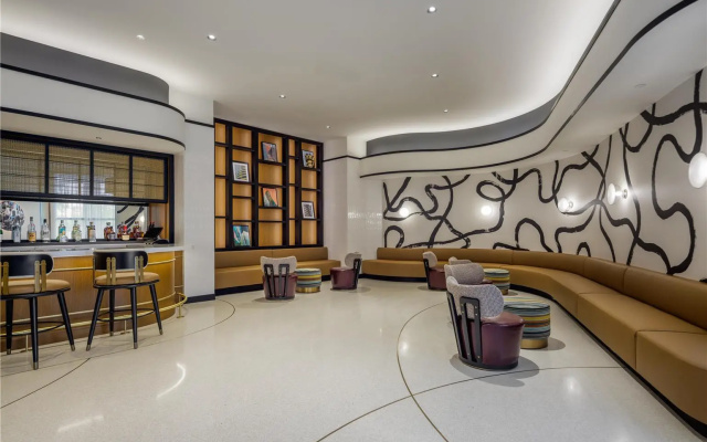 photo 2 of Chicago Marriott Suites O'Hare