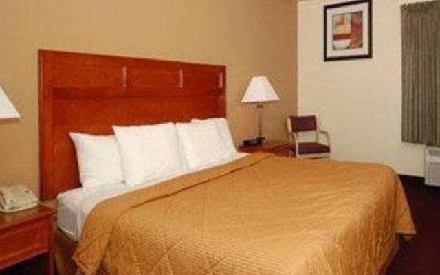 photo 2 of Rodeway Inn & Suites