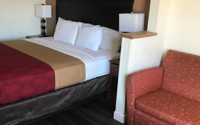 photo 5 of Rodeway Inn & Suites