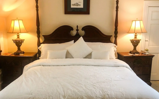 photo 2 of Chiltern Inn