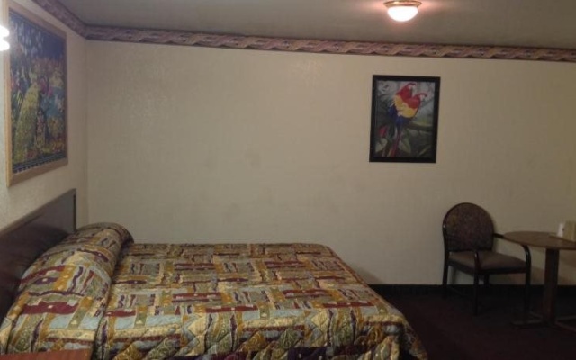 photo 4 of Choice Inn Motel