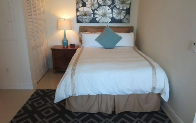 photo 3 of Churchill Suites Miami Brickell