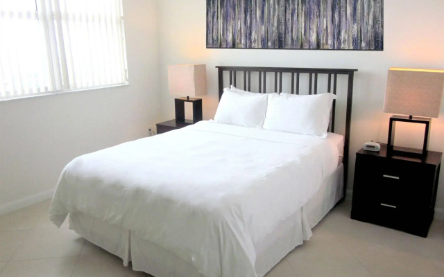 photo 5 of Churchill Suites Miami Brickell