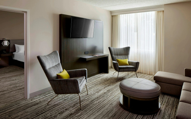 photo 3 of Marriott Cincinnati Airport