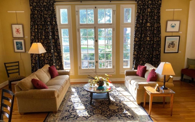 photo 2 of City House Bed and Breakfast