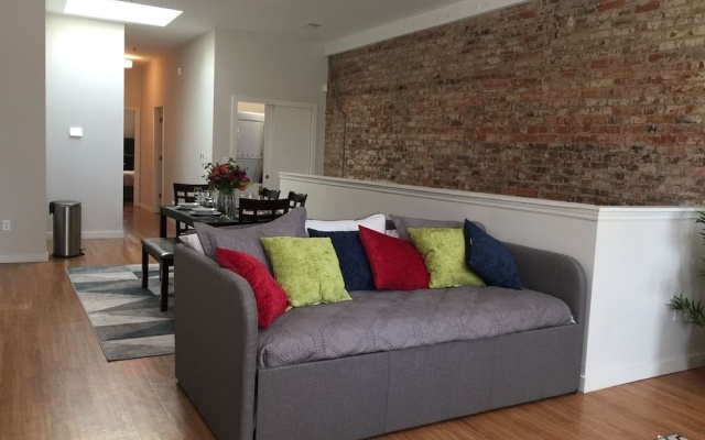 photo 3 of Cityscape I - Sleeps 8