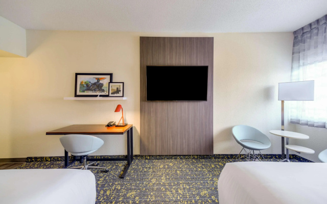 photo 5 of St. Louis Airport Hotel