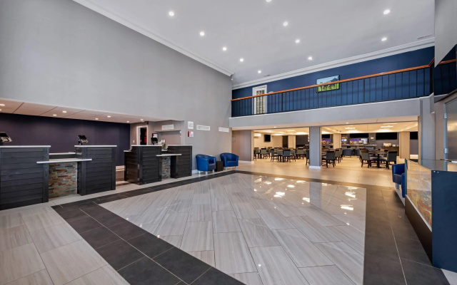photo 2 of Clarion Hotel Conference Center Lexington North