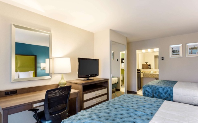 photo 5 of Quality Inn Gulfport I-10