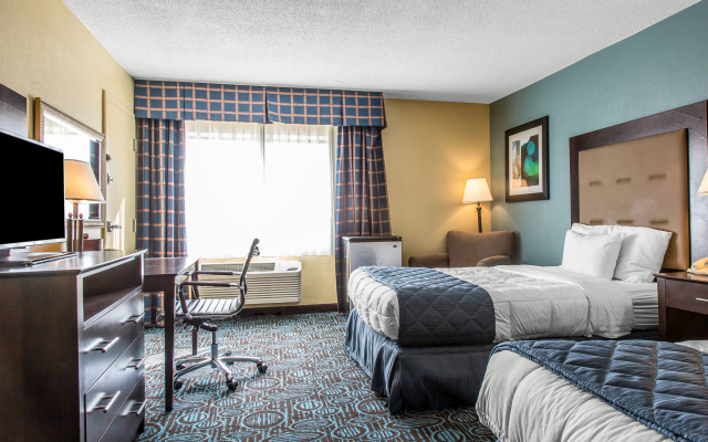 photo 5 of Regency Inn & Suites New London, Mystic