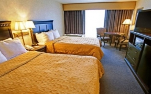 photo 2 of Clarion Inn & Suites By Hampton Convention Center