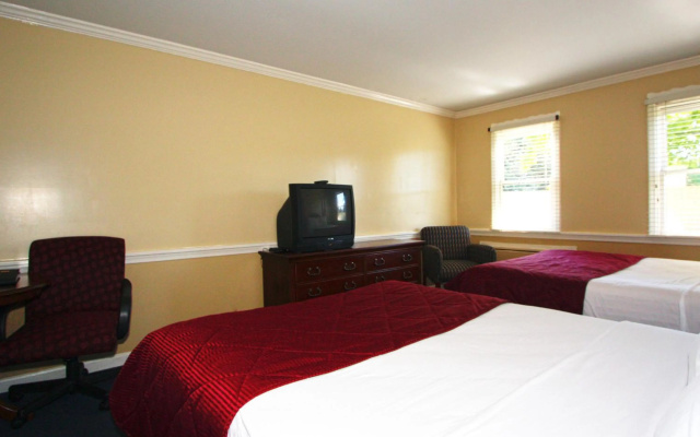 photo 5 of Clarion Inn Strasburg - Lancaster
