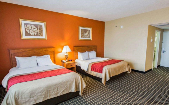 photo 5 of Clarion Inn & Suites Miami International Airport