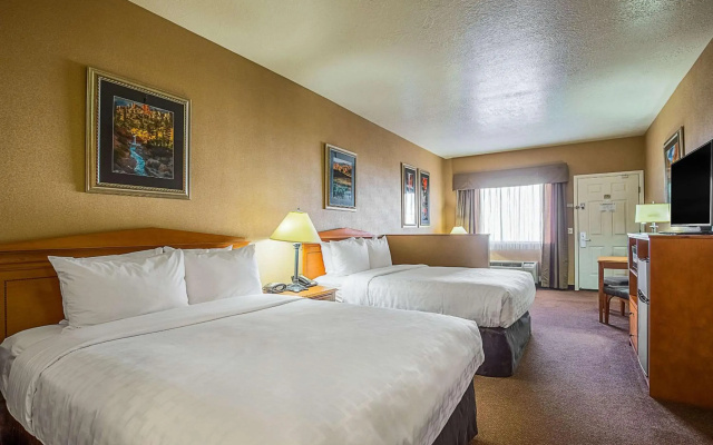 photo 4 of Clarion Suites St George - Convention Center Area