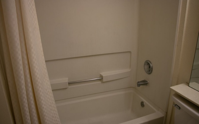 photo 5 of Classic Inn