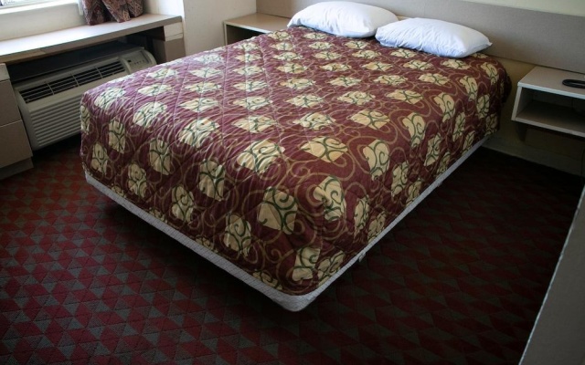 photo 3 of Classic Inn San Marcos, TX