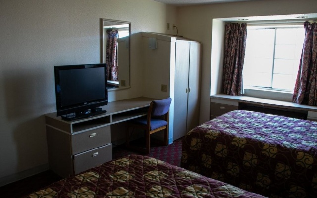 photo 4 of Classic Inn San Marcos, TX