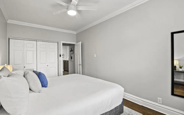 photo 5 of Classy 2BR Spacious Apt in Avondale