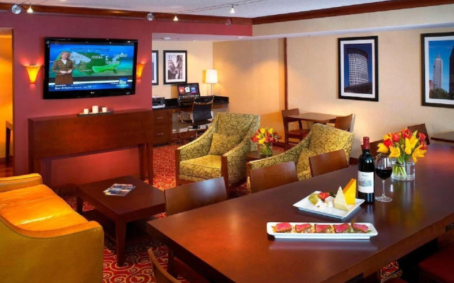 photo 3 of Cleveland Airport Marriott