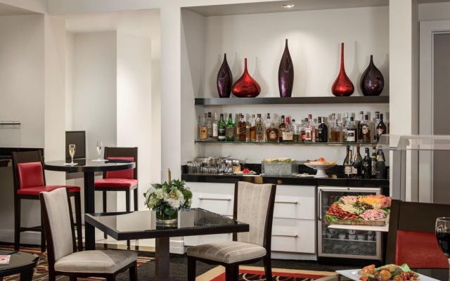 photo 5 of Club Level Suites At Inn On The Fifth